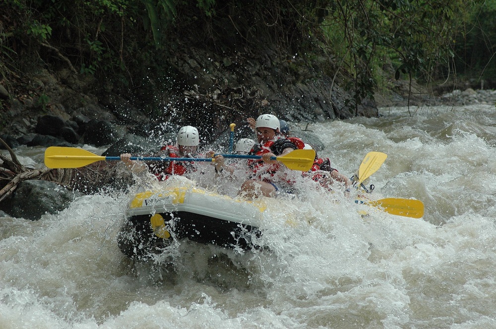 Whitewater Rafting the Rapids